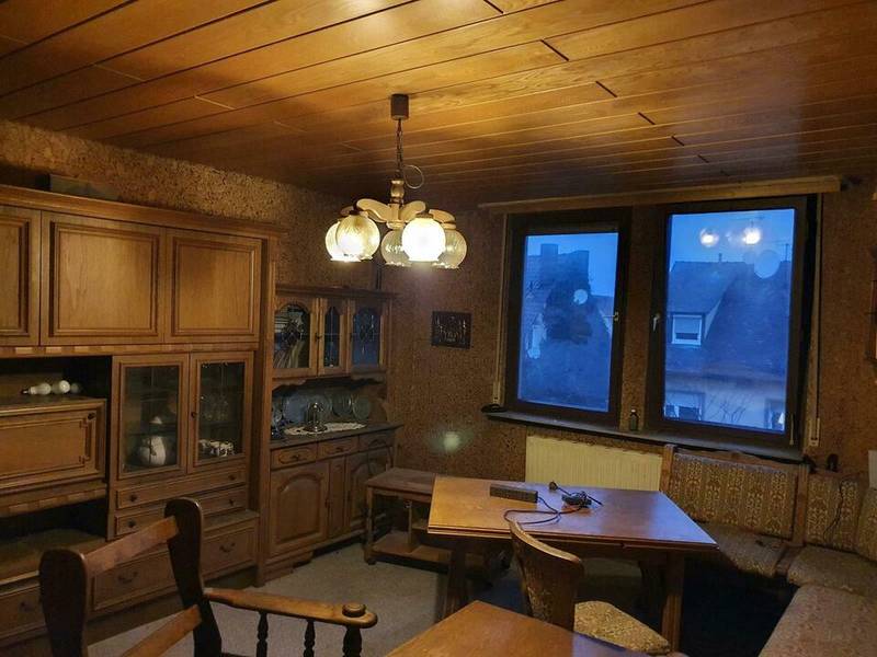 S145 - 3 Zimmer DG Wohnung – Vorher